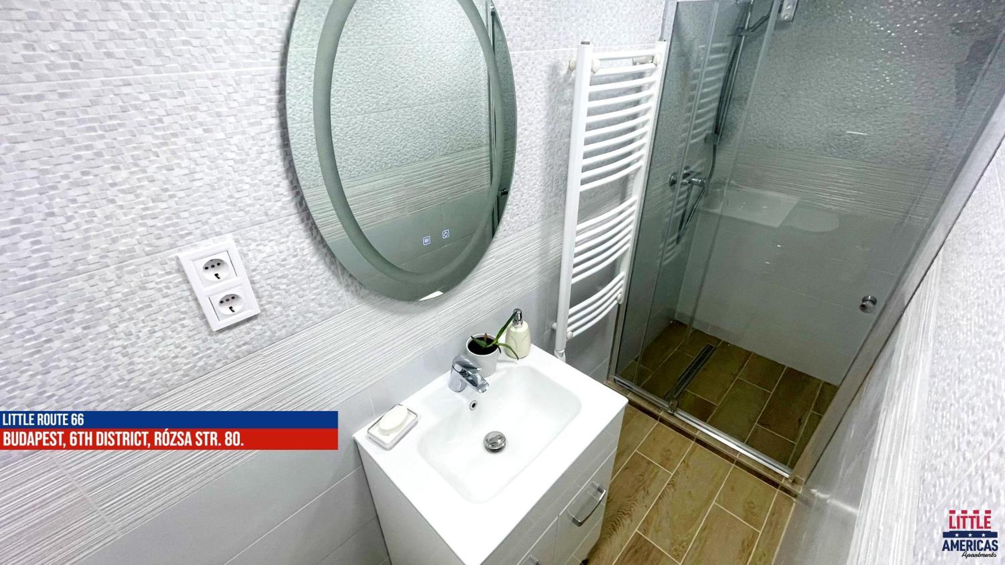 Little Americas Interstate Apartment